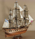 модель корабля из дерева фрегат «Воин»