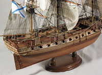 модель парусного корабля фрегат «Воин»