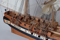 деревянная модель шлюпа «Восток»